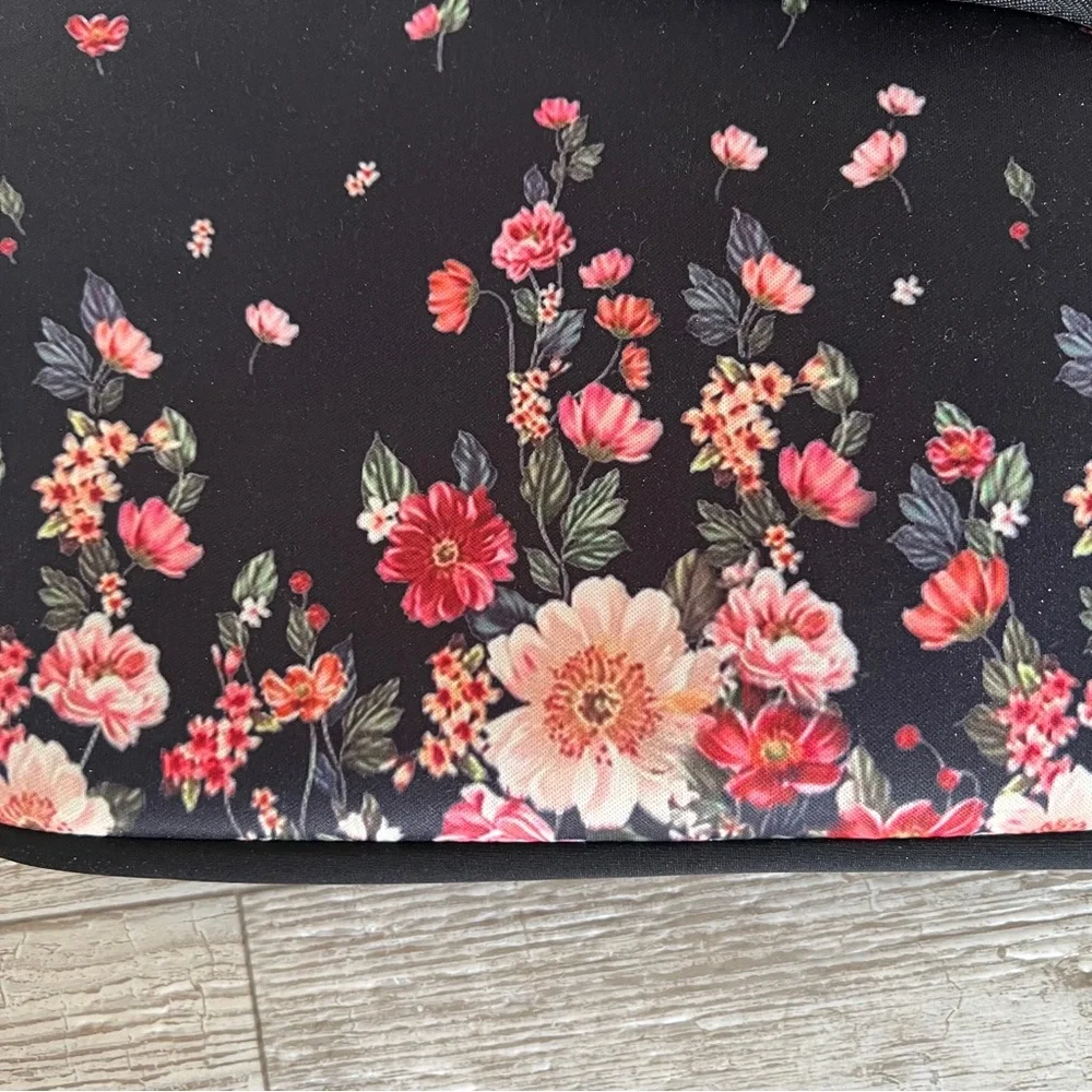 Floral Black Neoprene Laptop Sleeve Bag 15.6